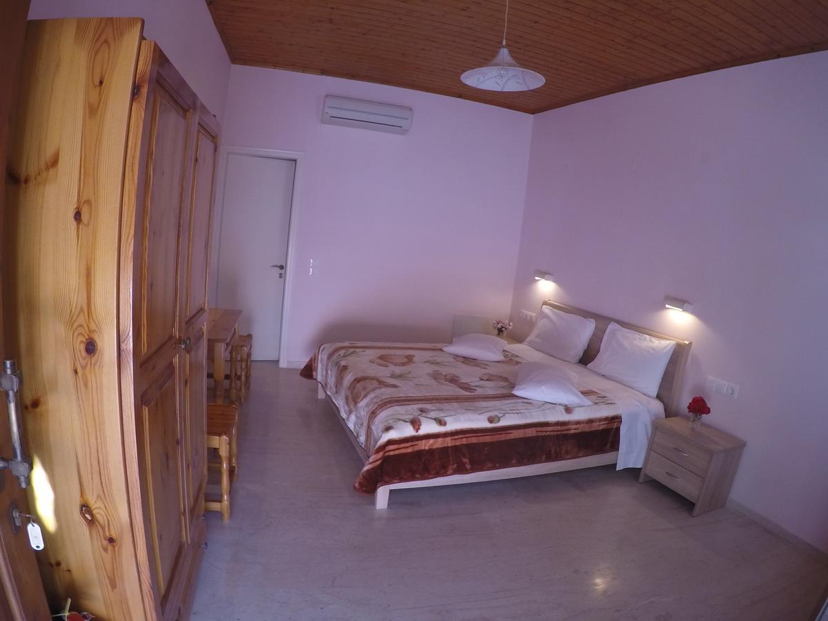 Geroulis Stefanos Studios Vasiliki Exterior photo